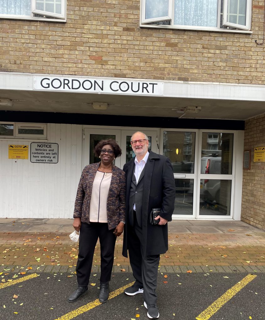 Board Member Steve visits Gordon Court